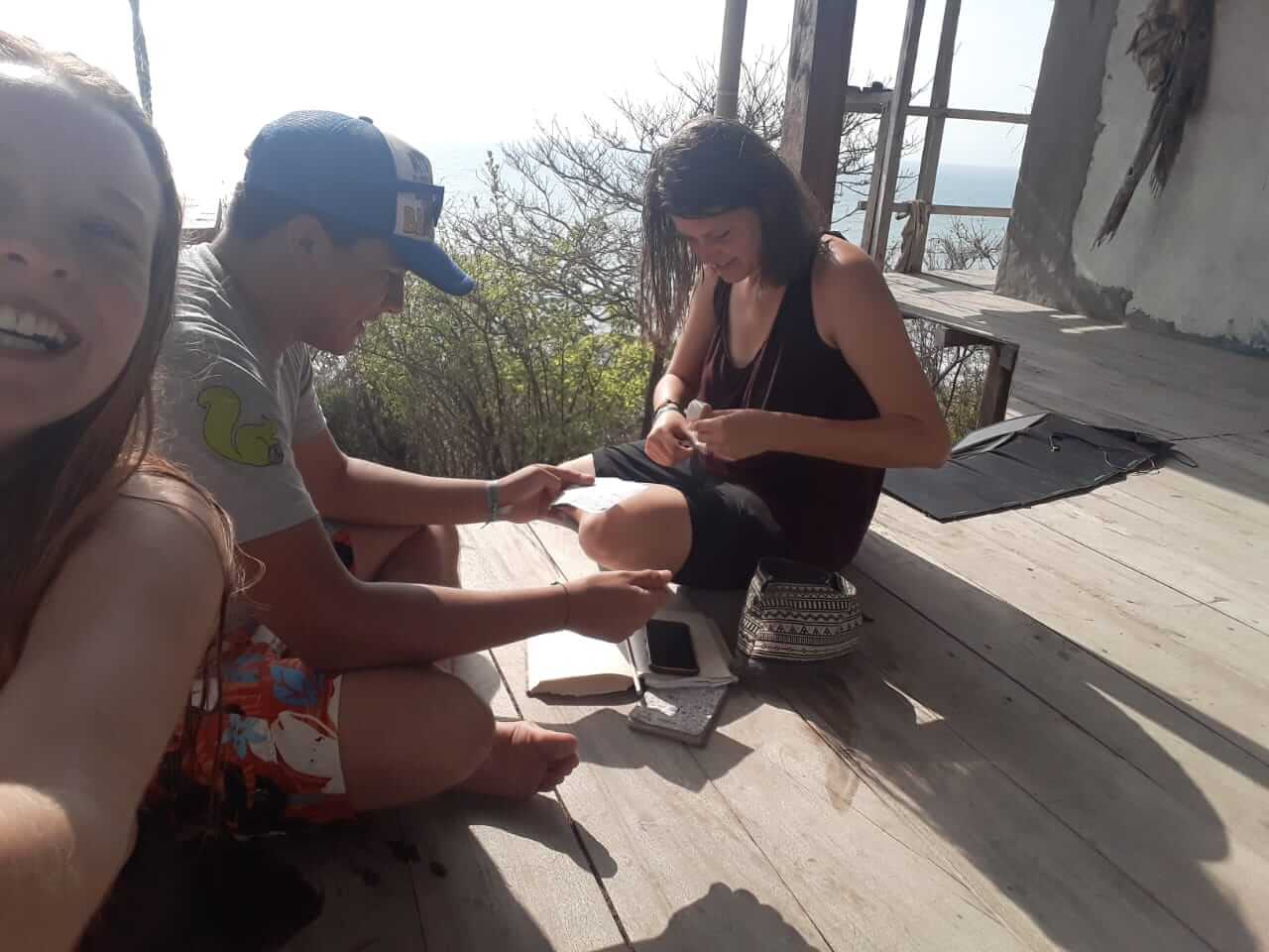 imagen de ecoturismo y camping educativo